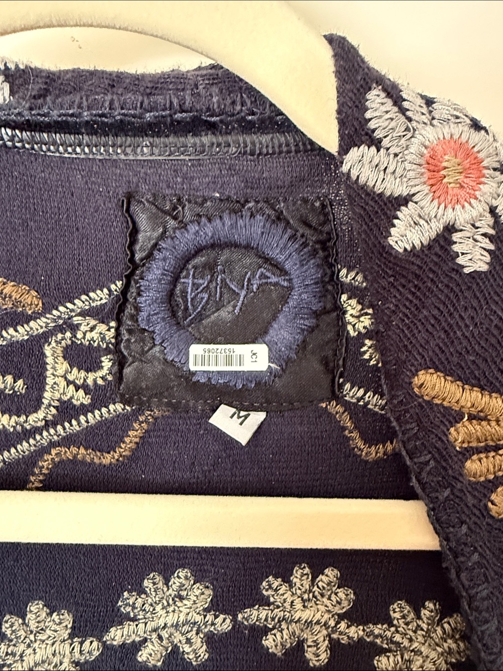Johnny Was Biya Navy w/ multi colored embroidered Floral Open Cardigan, size M - Picture 2 of 11